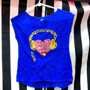 Blue t-shirt with reversible sequins